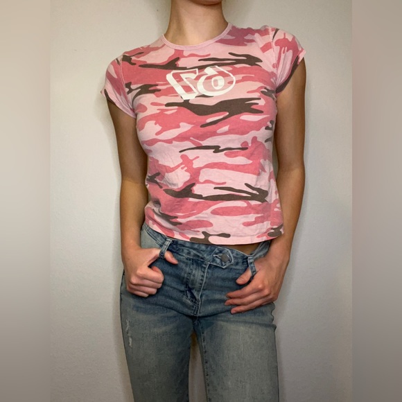 Y2k inspired top - Picture 1 of 3